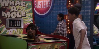 Cartel de #YeezysAndShrimp