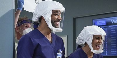 Cartel de Good as Hell