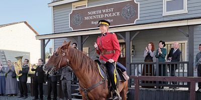Cartel de A Parade and a Charade
