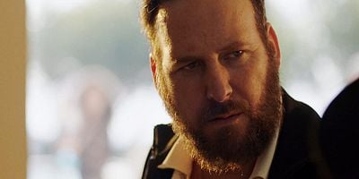 Cartel de More Money More Problems