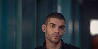 Cartel de Archi pas Dead