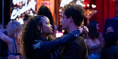 Cartel de Fire Walks With Z