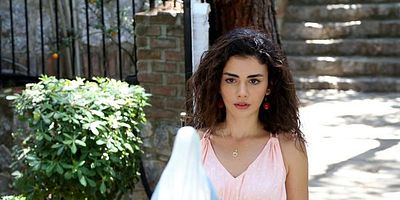 Cartel de İçimizden Biri 1.Bölüm