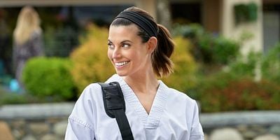 Cartel de Love Is Here to Stay