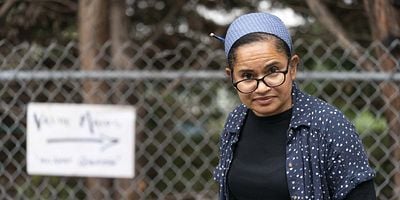 Cartel de Dollar Store