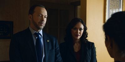 Cartel de Protective Instincts