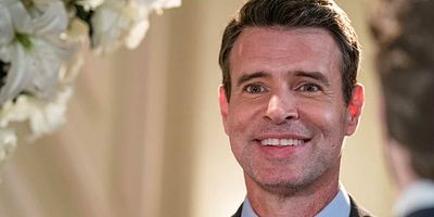 Cartel de What Prevents Us?