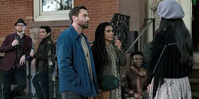 Cartel de Talkin' Bout a Revolution