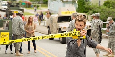 Cartel de Blue On Blue