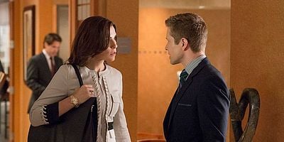 Cartel de Everything is Ending