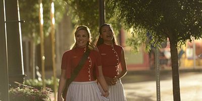 Cartel de Tina in the Sky With Diamonds