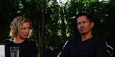 Cartel de Judge Me Not