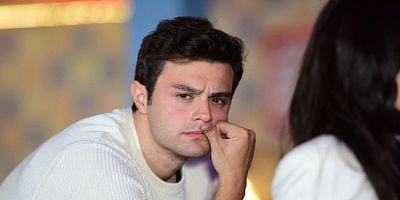 Cartel de Kardeşlerim 42.Bölüm