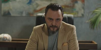 Cartel de Kardeşlerim 43.Bölüm