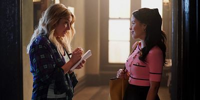 Cartel de So This Is What The Truth Feels Like