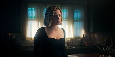 Cartel de Return to Rivervale