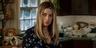 Cartel de Mrs. McRoberts Is Dead