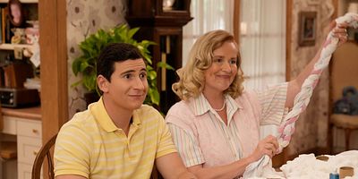 Cartel de Man of the House