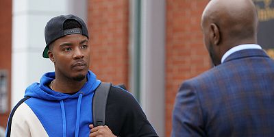 Cartel de Hate It or Love It