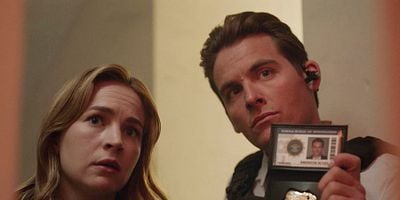 Cartel de Close Contact