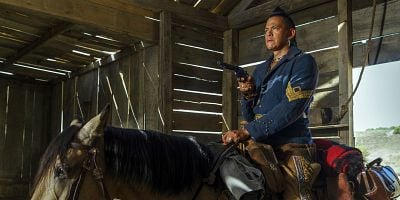 Cartel de Vultures on the Line