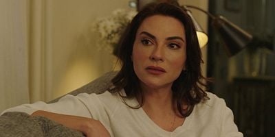 Cartel de Kızılcık Şerbeti 18.Bölüm