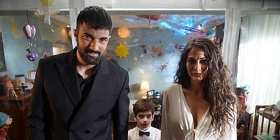 Cartel de Adım Farah 8.Bölüm