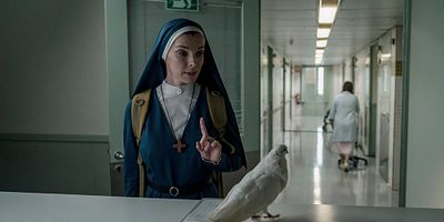 Cartel de Beautiful Things That Come with Madness