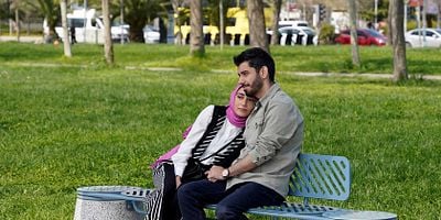 Cartel de Kızılcık Şerbeti 25.Bölüm