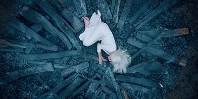 Cartel de Les corps des magiciennes sont toujours imparfaits