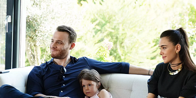 Cartel de Ya Çok Seversen 13.Bölüm Final