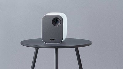 PcComponentes deja muy barato este proyector de Xiaomi con Wi-Fi y Android TV: un modelo ideal para interiores y exteriores