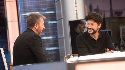 Álvaro Morte cuenta en 'El Hormiguero' la incómoda confusión de sus vecinos: "¿Grabas películas porno?" noticias imagen