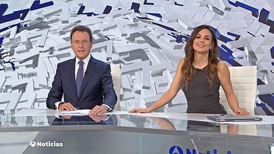 Mónica Carrillo y Matías Prats, 18 años de "matrimonio televisivo": "Gracias por tenderme la mano desde el primer día y no soltarnos" noticias imagen