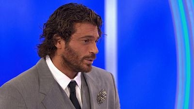Can Yaman: "La fama me hizo perder amigos porque me han traicionado" noticias imagen