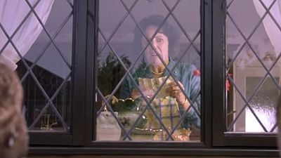 La escena eliminada de 'Harry Potter y la piedra filosofal' que muestra hasta qué punto estaban interesados por Harry en Hogwarts noticias imagen