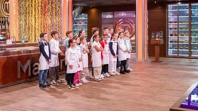Solo 786.000 espectadores de media vieron su última temporada, pero RTVE vuelve a apostar por este programa noticias imagen