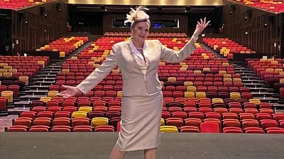 La estrella de los 90 que concursó en 'Supervivientes' y se alejó de la televisión: ahora triunfa en musicales noticias imagen