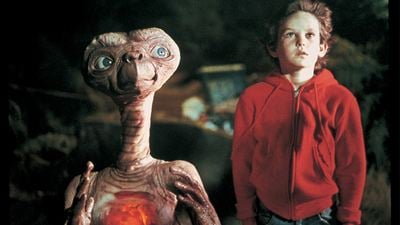 Steven Spielberg acertó de lleno eliminando esta escena de 'E.T. El Extraterrestre': hubiese sido rara e incómoda para todos