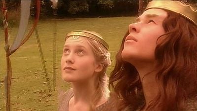 Debutó hace 23 años en una serie de televisión australiana como el Rey Arturo. Ahora es una de las estrellas Marvel más famosas, ¿sabes quién es? noticias imagen