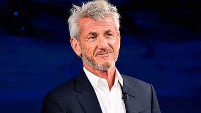 Sean Penn no ha ido a recoger su Oscar porque ni siquiera está en Estados Unidos. Se ha saltado otras dos ceremonias de premios en las últimas semanas noticias imagen