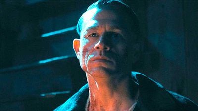 Charlie Hunnam visitó la tumba de Ed Gein dos días después de terminar el rodaje de 'Monstruo': "Me sentí obligado a decírselo" noticias imagen