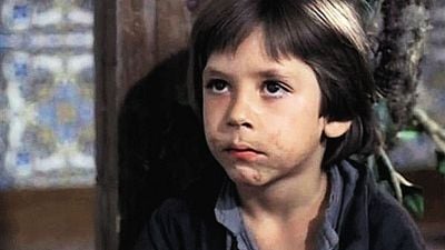 Debutó a los 5 años en una serie de Fernando Fernán-Gómez en TVE. Ahora es el actor español más famoso del mundo, tiene 6 Goyas y un Óscar, ¿le reconoces? noticias imagen