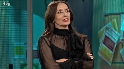 Luz Casal cuenta en 'La Revuelta' el motivo por el que "saca los colores" a David Broncano noticias imagen