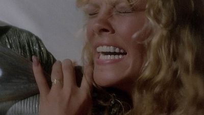 Es la única película de James Cameron que sólo dura hora y media, aunque muchos no la conocen: también es la única que rechaza con todo su ser noticias imagen