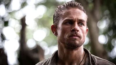 Es una de las mejores películas de Charlie Hunnam, pero acabó en ella de chiripa y gracias a Brad Pitt noticias imagen