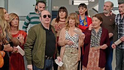 El actor de 'La que se avecina' que llegó para "un capítulo" y "de repente" compaginó dos series de los hermanos Caballero noticias imagen