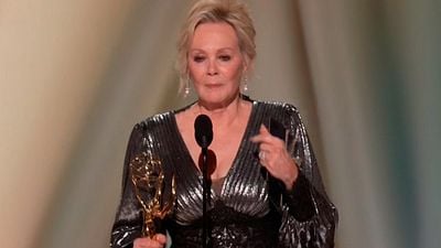 Jean Smart, doble récord en los Emmy 2026: "Que solo los hombres se queden de pie. Las chicas pueden sentarse" noticias imagen