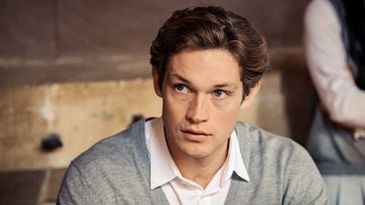 Un ejecutivo de Amazon vaticinó a Damian Hardung que 'Maxton Hall' iba a cambiarle la vida, pero no se lo creyó: "Te venden sueños" noticias imagen