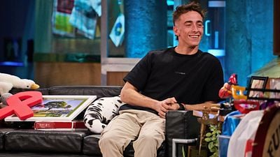 "Me cambiaste la fecha": El dardo de Pedro Acosta a David Broncano en 'La Revuelta' por la polémica de Jorge Martín noticias imagen